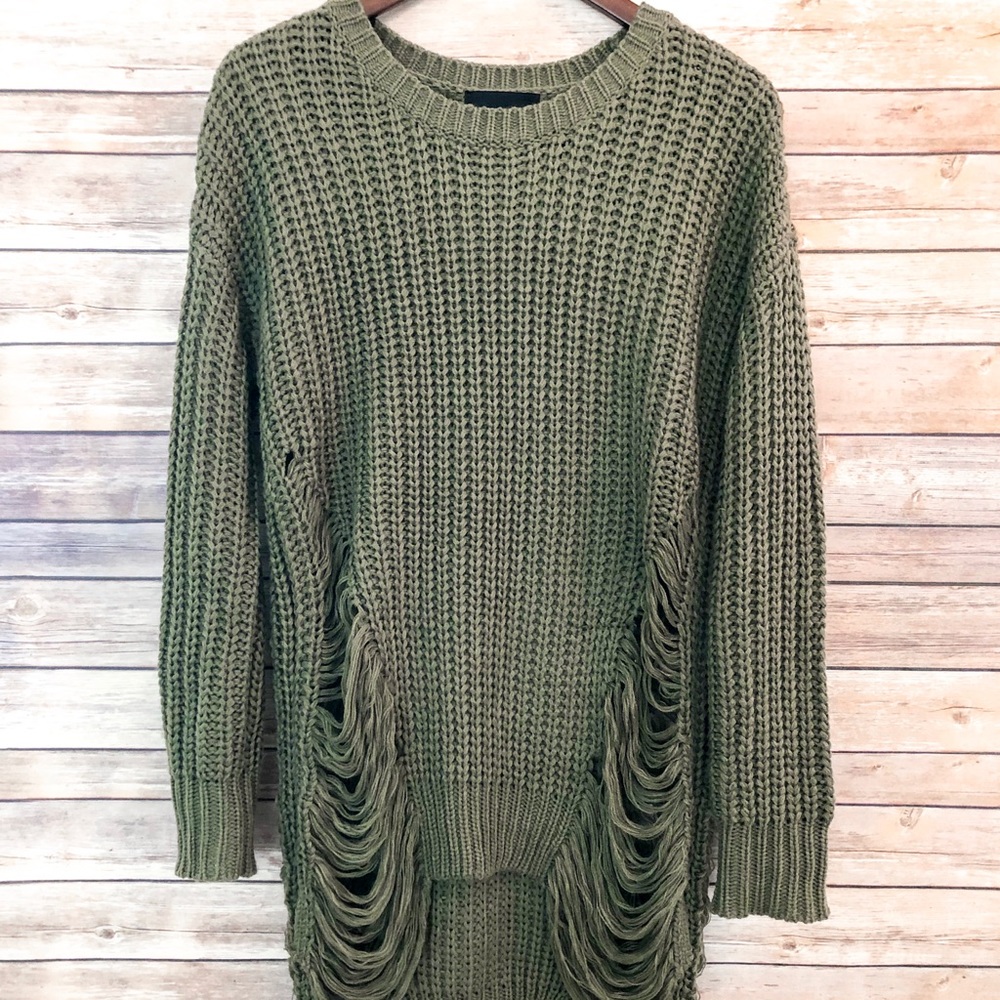 Cozy olive boutique distressed sweater
